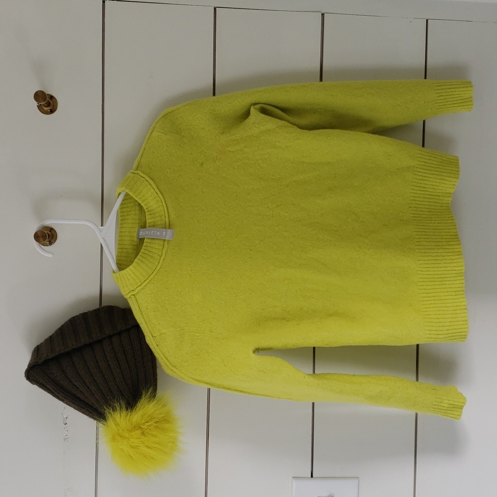 Athleta sweater and beanie